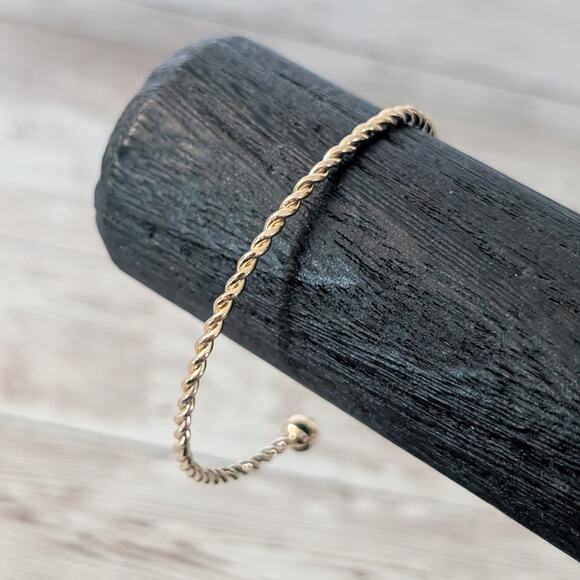 Dainty Gold Tone Twisted Design Bracelet - Some Bending - Picture 1 of 5